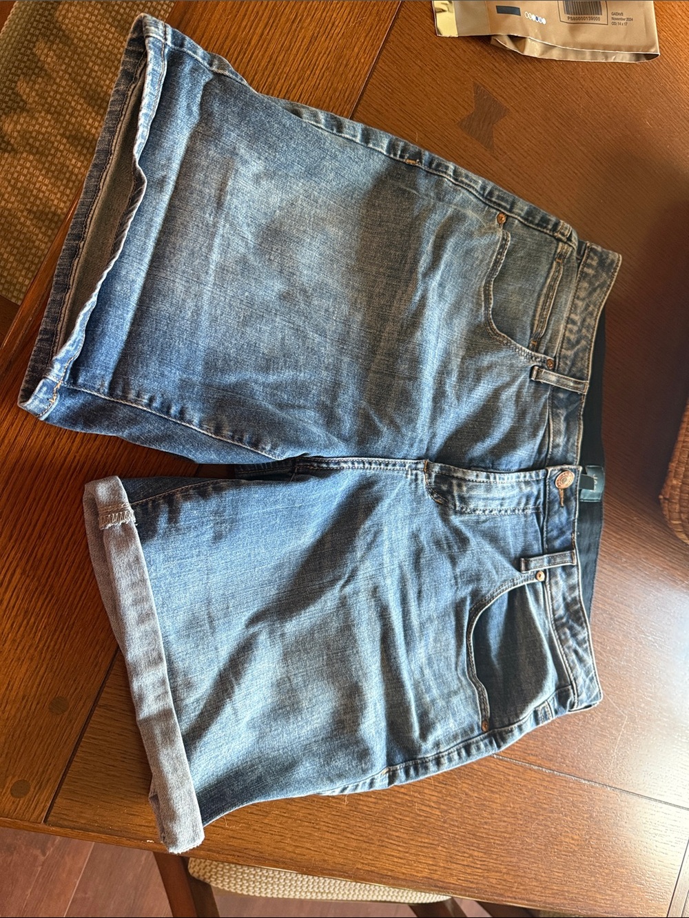 Jag Jeans Light Blue Denim Shorts with Branded Waistband